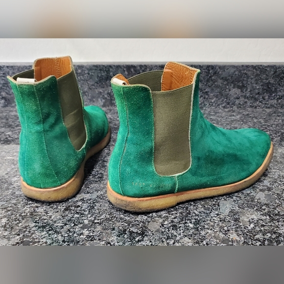 COMMON PROJECTS Chelsea Boot in Green Leather - Picture 8 of 11